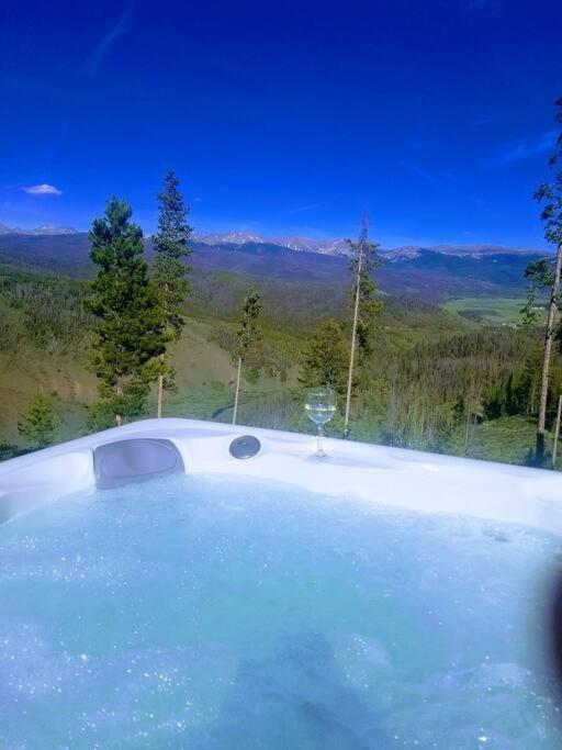 Secluded Luxury Mountain Retreat With Unrivaled Views Villa Tabernash Екстериор снимка